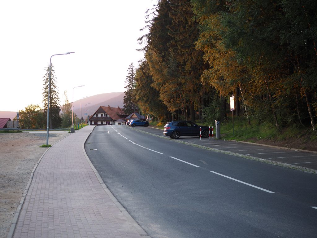 Śnieżka - szlaki, mapa, schroniska [Karkonosze]