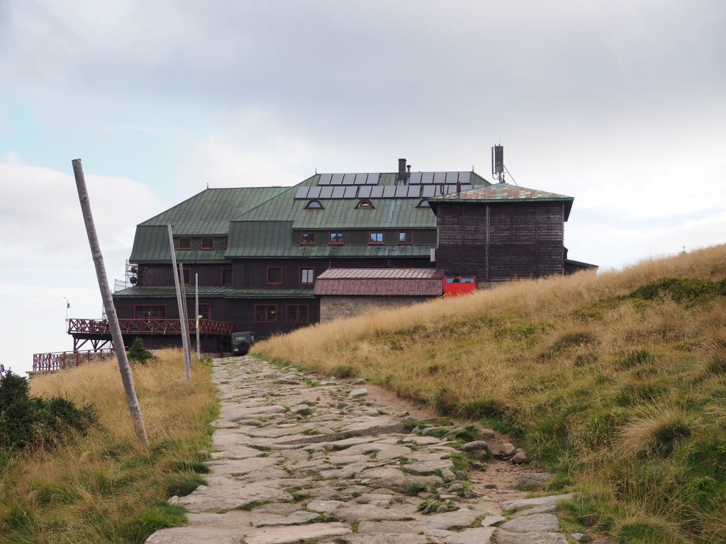 Śnieżka - szlaki, mapa, schroniska [Karkonosze]