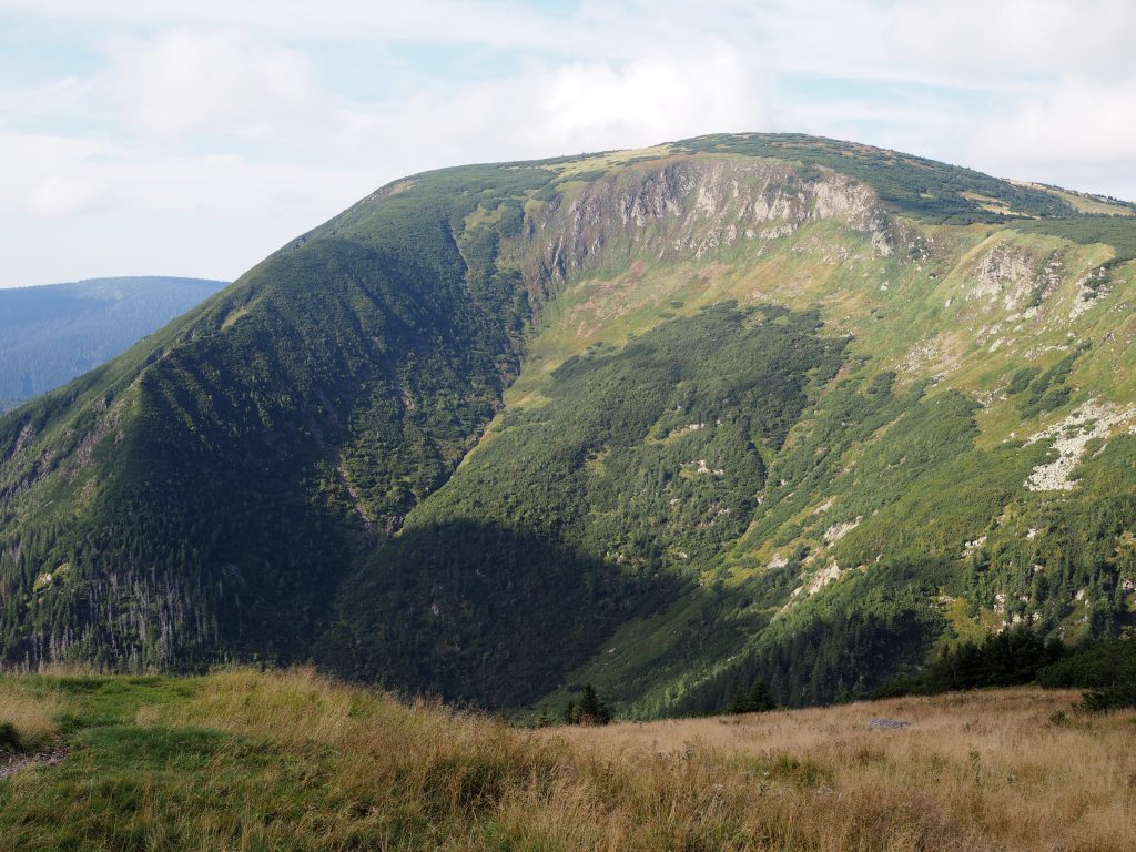 Śnieżka - szlaki, mapa, schroniska [Karkonosze]