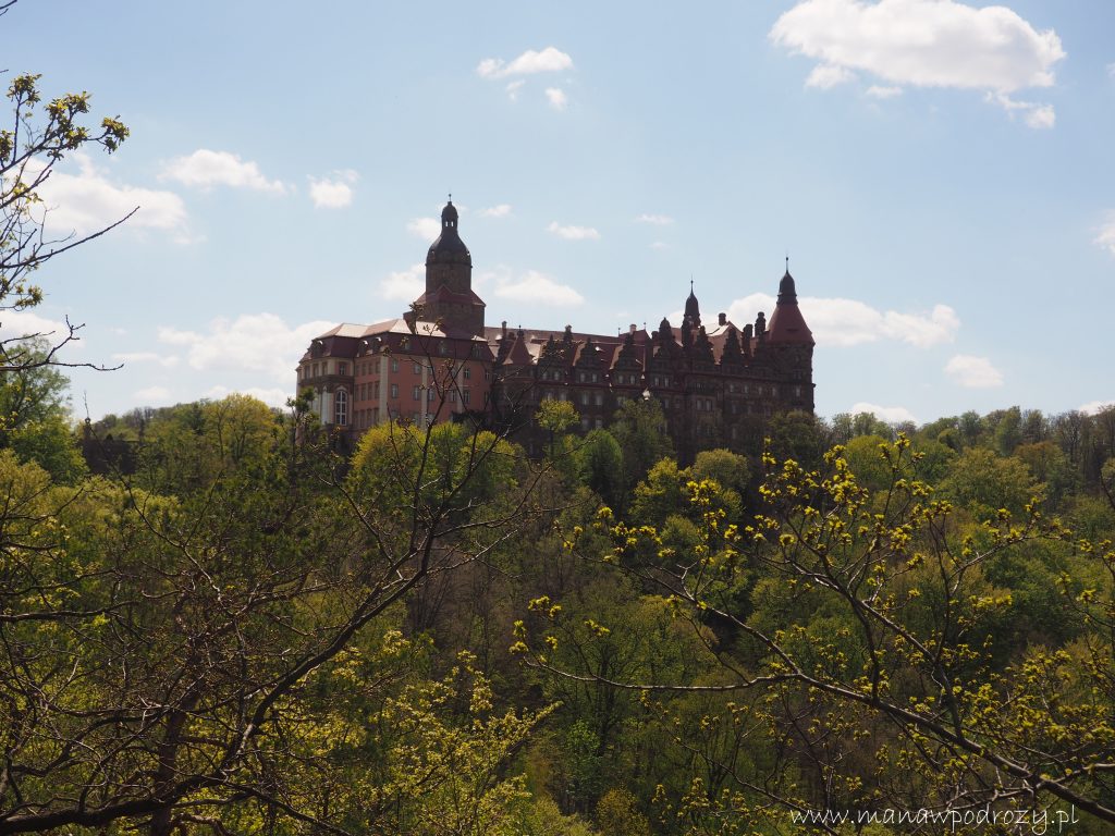 Panorama na wschodnią fasadę Zamku Książ