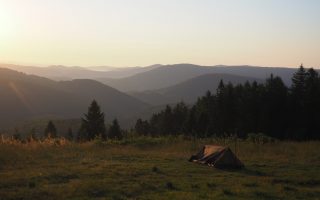 Kiczera - szlak, mapa (827 m n.p.m.) [Beskid Mały]