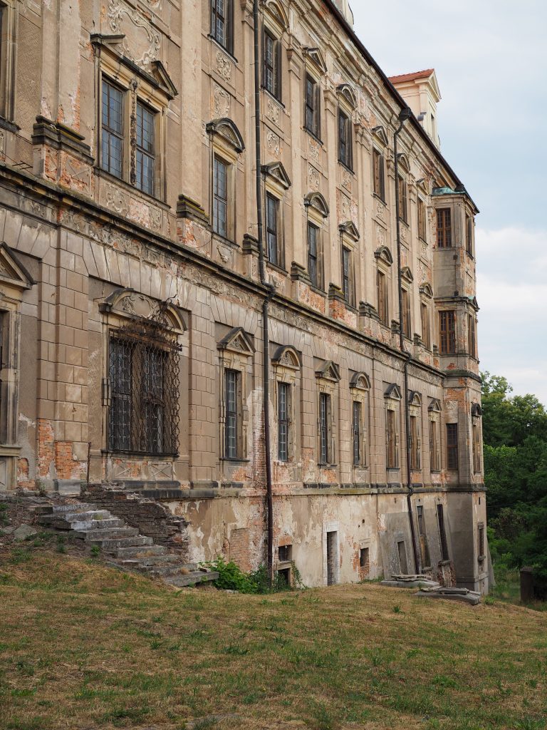 Opactwo Cystersów w Lubiążu: zwiedzanie, historia, dojazd